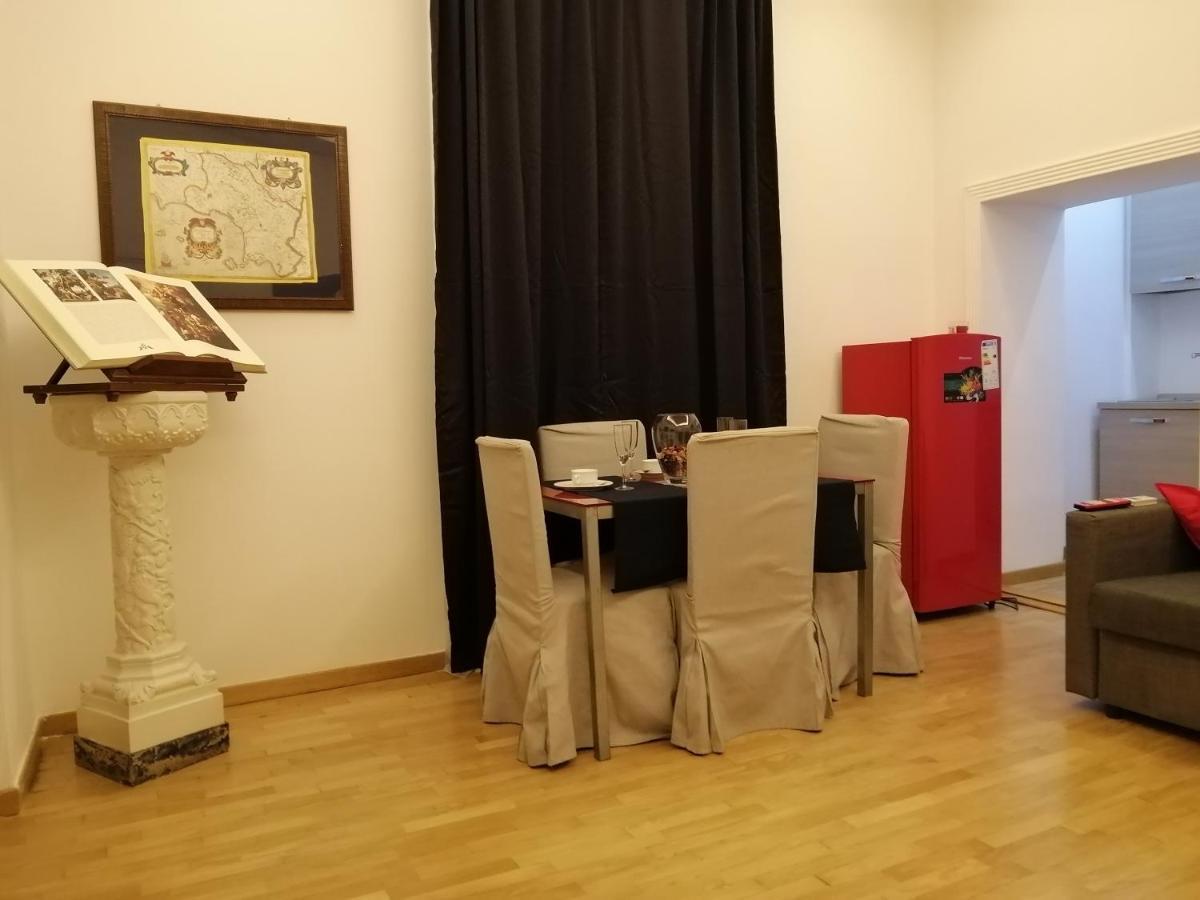 La Dimora Dei Borbone Apartment Naples Exterior photo